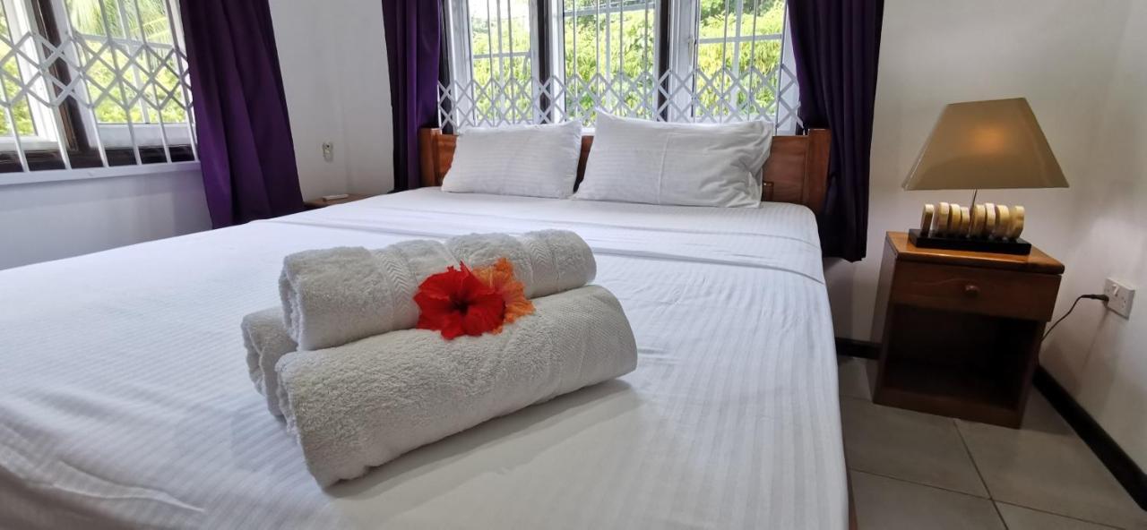 Chez Marva Grande Villa Corossol 3 A 12 Personnes La Digue Εξωτερικό φωτογραφία