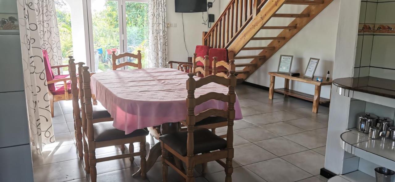 Chez Marva Grande Villa Corossol 3 A 12 Personnes La Digue Εξωτερικό φωτογραφία
