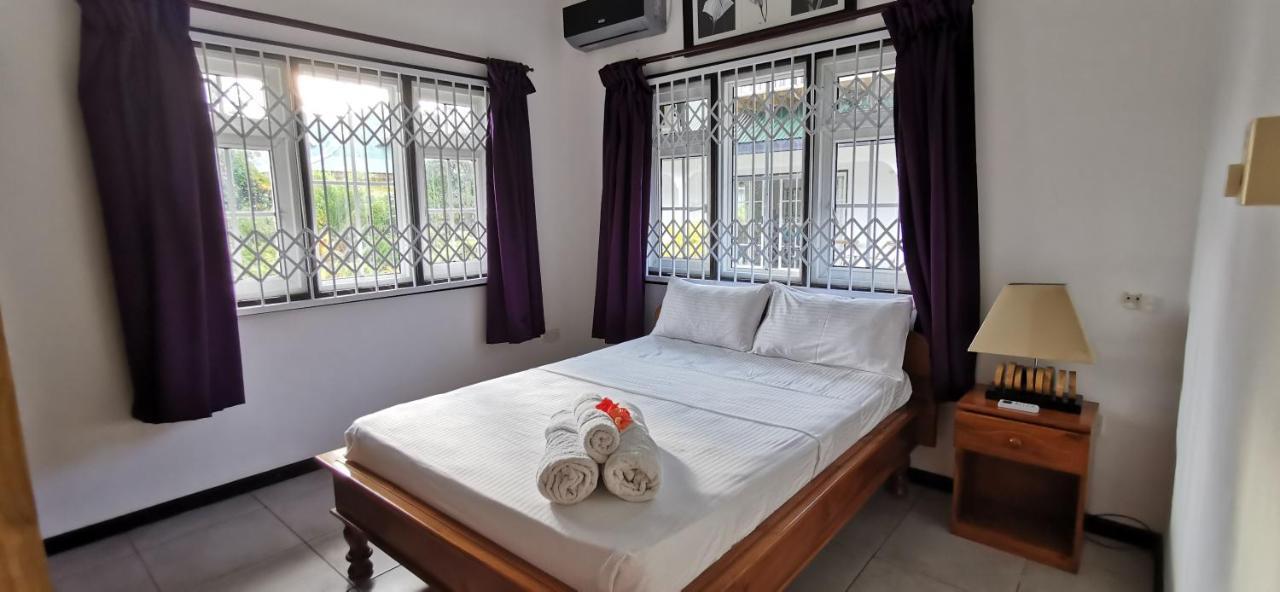 Chez Marva Grande Villa Corossol 3 A 12 Personnes La Digue Εξωτερικό φωτογραφία
